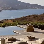 Amra - Secluded Mykonos Haven With Sea Views, Heated Pool, Gym & Hammam Ftelia (Mykonos)