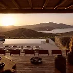 Amra - Secluded Mykonos Haven With Sea Views, Heated Pool, Gym & Hammam ヴィラ Ftelia (Mykonos)