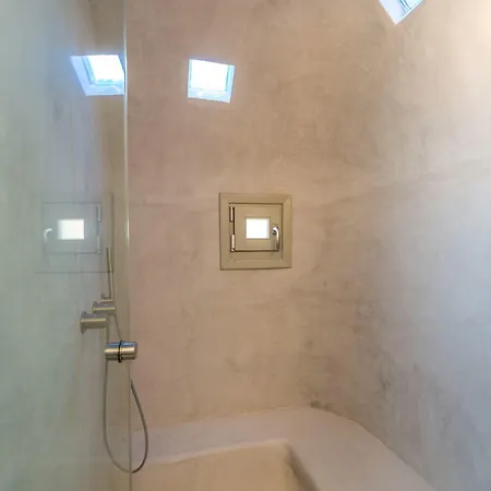 Amra - Secluded Mykonos Haven With Sea Views, Heated Pool, Gym & Hammam *