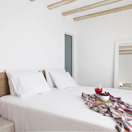 Villa Amra - Secluded Mykonos Haven With Sea Views, Heated Pool, Gym & Hammam Ftelia (Mykonos)