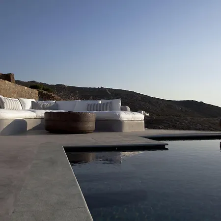 Amra - Secluded Mykonos Haven With Sea Views, Heated Pool, Gym & Hammam Ftelia (Mykonos)