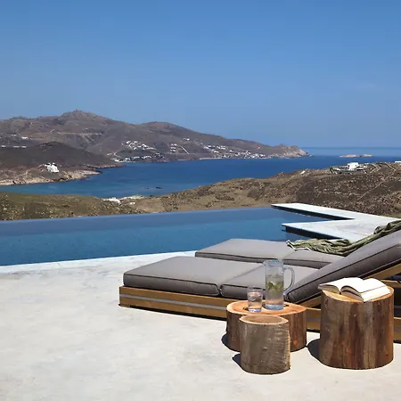 Amra - Secluded Mykonos Haven With Sea Views, Heated Pool, Gym & Hammam Ftelia (Mykonos)