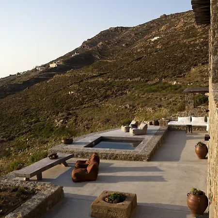 Villa Amra - Secluded Mykonos Haven With Sea Views, Heated Pool, Gym & Hammam Ftelia (Mykonos)