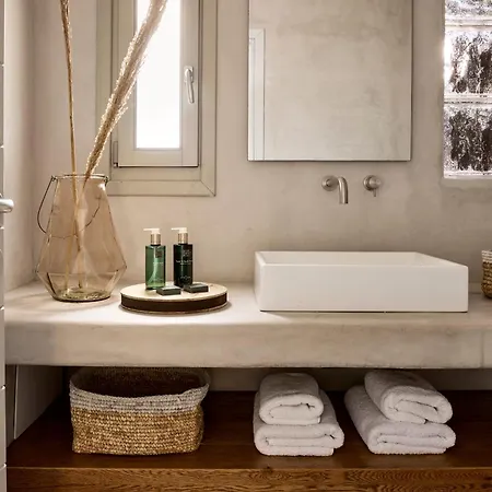 Amra - Secluded Mykonos Haven With Sea Views, Heated Pool, Gym & Hammam פטליה