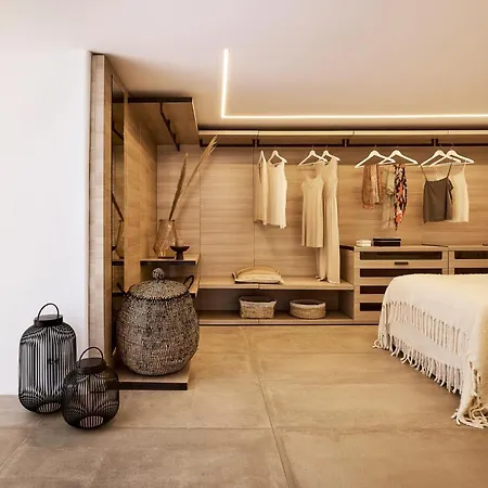 Amra - Secluded Mykonos Haven With Sea Views, Heated Pool, Gym & Hammam *