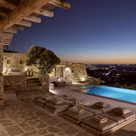 Amra - Secluded Mykonos Haven With Sea Views, Heated Pool, Gym & Hammam וילה