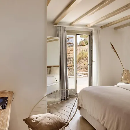 Amra - Secluded Mykonos Haven With Sea Views, Heated Pool, Gym & Hammam Ftelia (Mykonos)