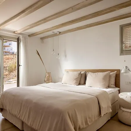 Amra - Secluded Mykonos Haven With Sea Views, Heated Pool, Gym & Hammam Ftelia (Mykonos)