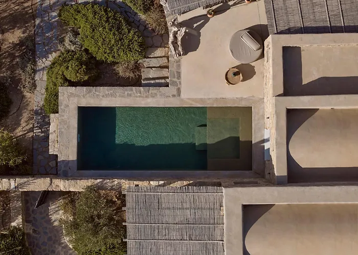 Villa Amra - Secluded Mykonos Haven With Sea Views, Heated Pool, Gym & Hammam